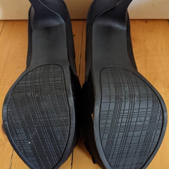 Black satin high heels - Picture 5 of 5